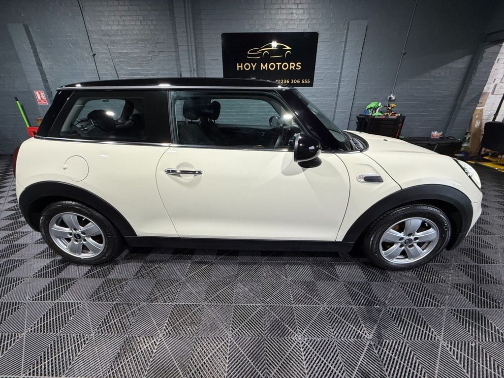 Used MINI Hatch 2018 for sale - 77521107: Photo 2