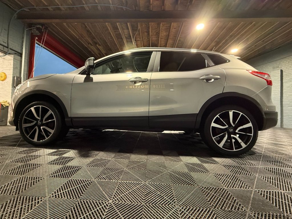 Used Nissan Qashqai 2017 for sale - 77521103: Photo 14