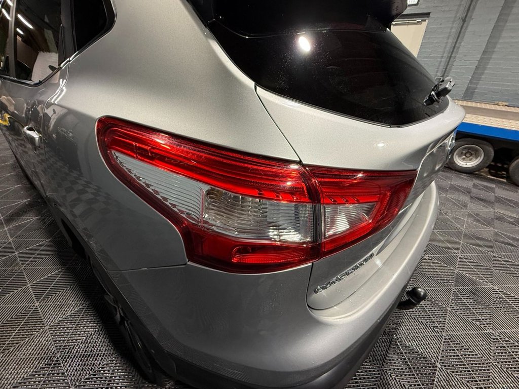 Used Nissan Qashqai 2017 for sale - 77521103: Photo 24