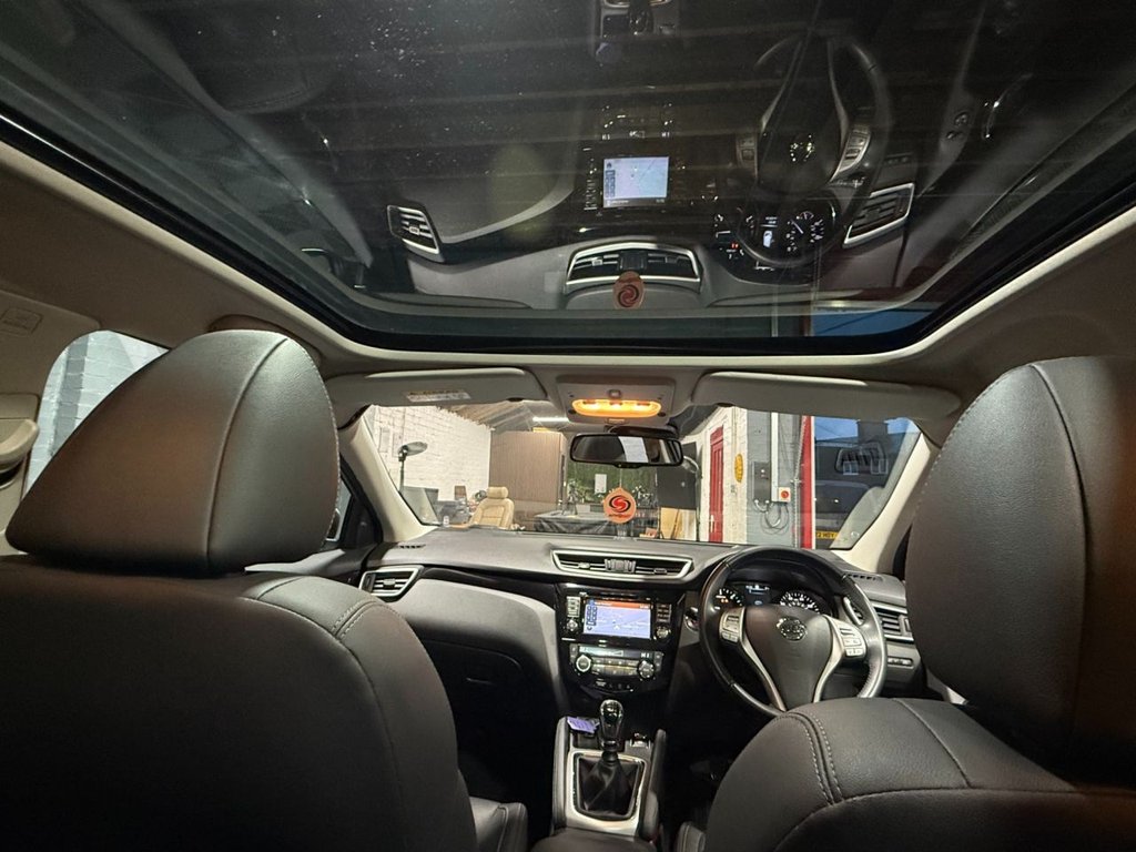 Used Nissan Qashqai 2017 for sale - 77521103: Photo 33