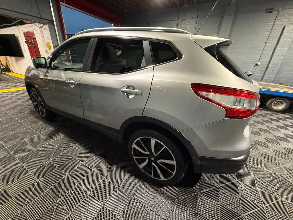 Used Nissan Qashqai 2017 for sale - 77521103: Photo 5
