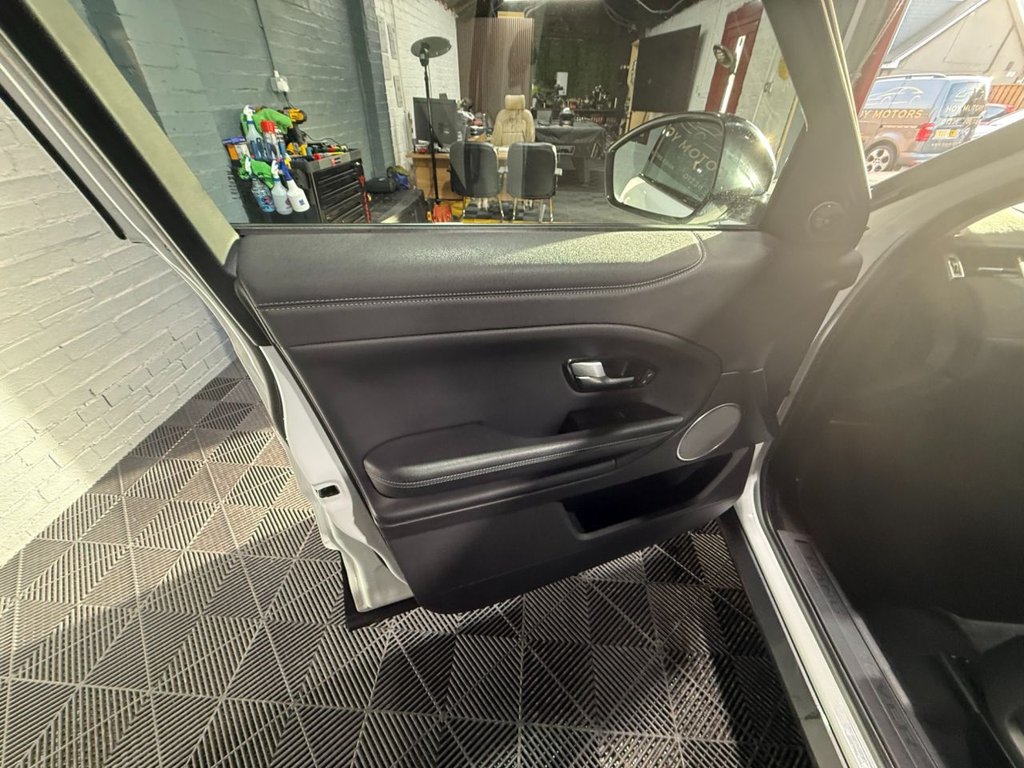 Used Land Rover Range Rover Evoque 2017 for sale - 77835253: Photo 36