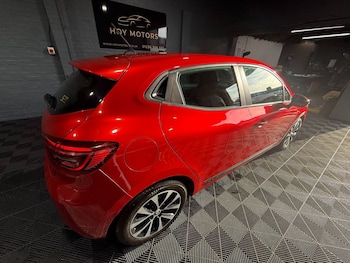 Used Renault Clio 2021 for sale - 77407967: Photo