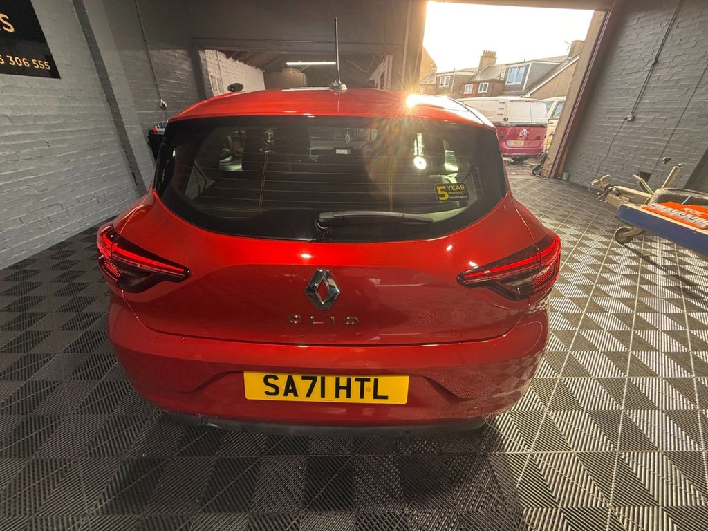 Used Renault Clio 2021 for sale - 77407967: Photo 4