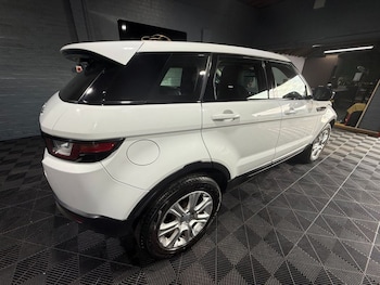 Used Land Rover Range Rover Evoque 2017 for sale - 77693675: Photo