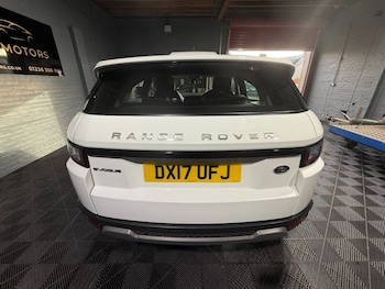 Used Land Rover Range Rover Evoque 2017 for sale - 77693675: Photo