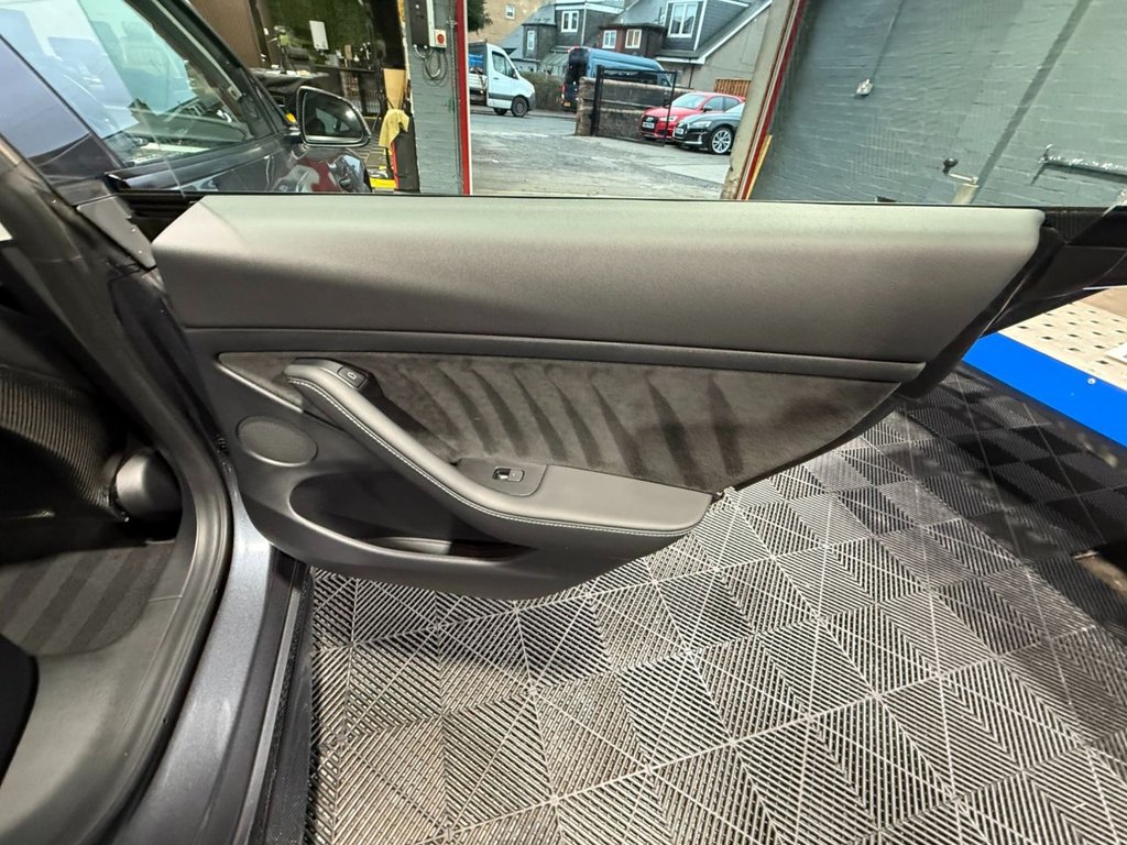 Used Tesla Model 3 2021 for sale - 77477412: Photo 32