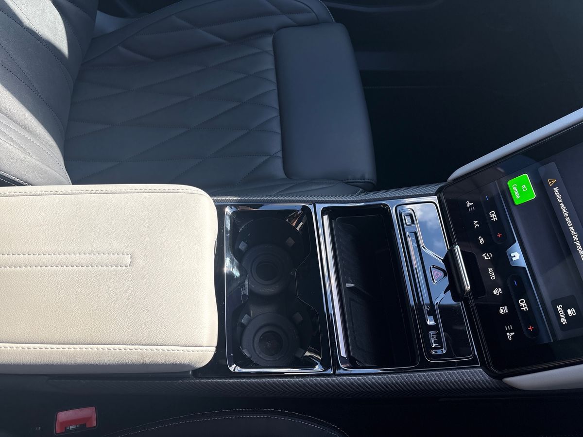 Used Ford Explorer 2025 for sale - 77517124: Photo 31