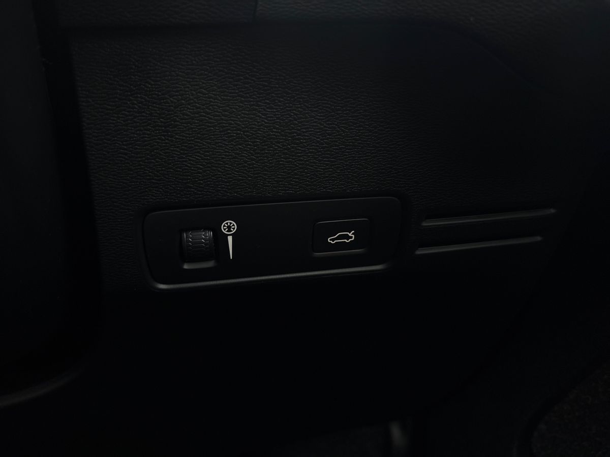 Used Volvo XC40 2020 for sale - 76518148: Photo 24