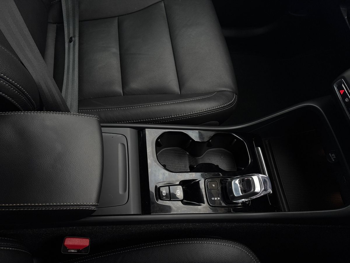 Used Volvo XC40 2020 for sale - 76518148: Photo 32