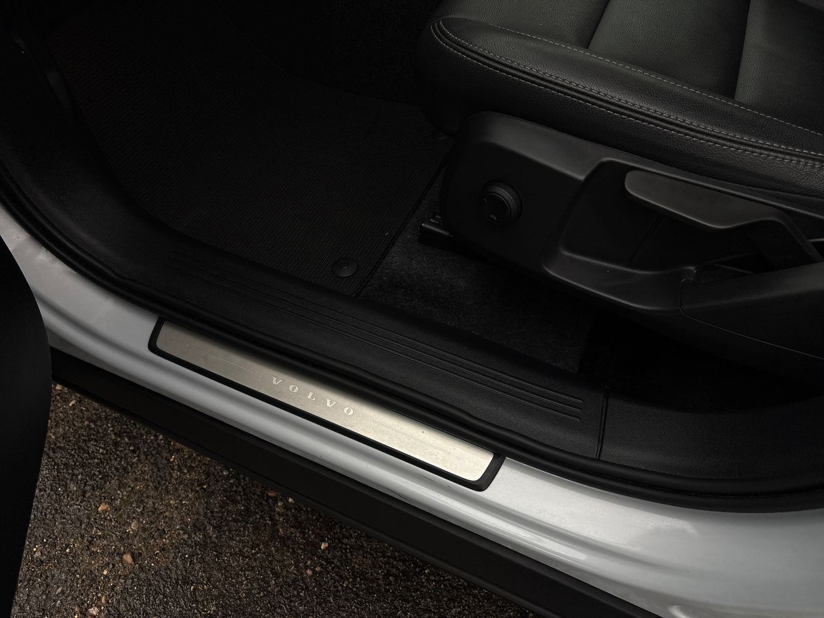 Used Volvo XC40 2020 for sale - 76518148: Photo 35