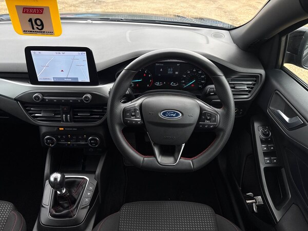 Used Ford Focus 2022 for sale - 76128330: Photo 17