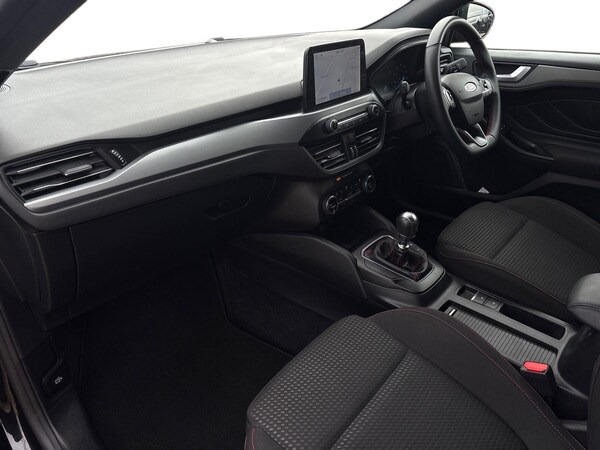 Used Ford Focus 2022 for sale - 76128330: Photo 7