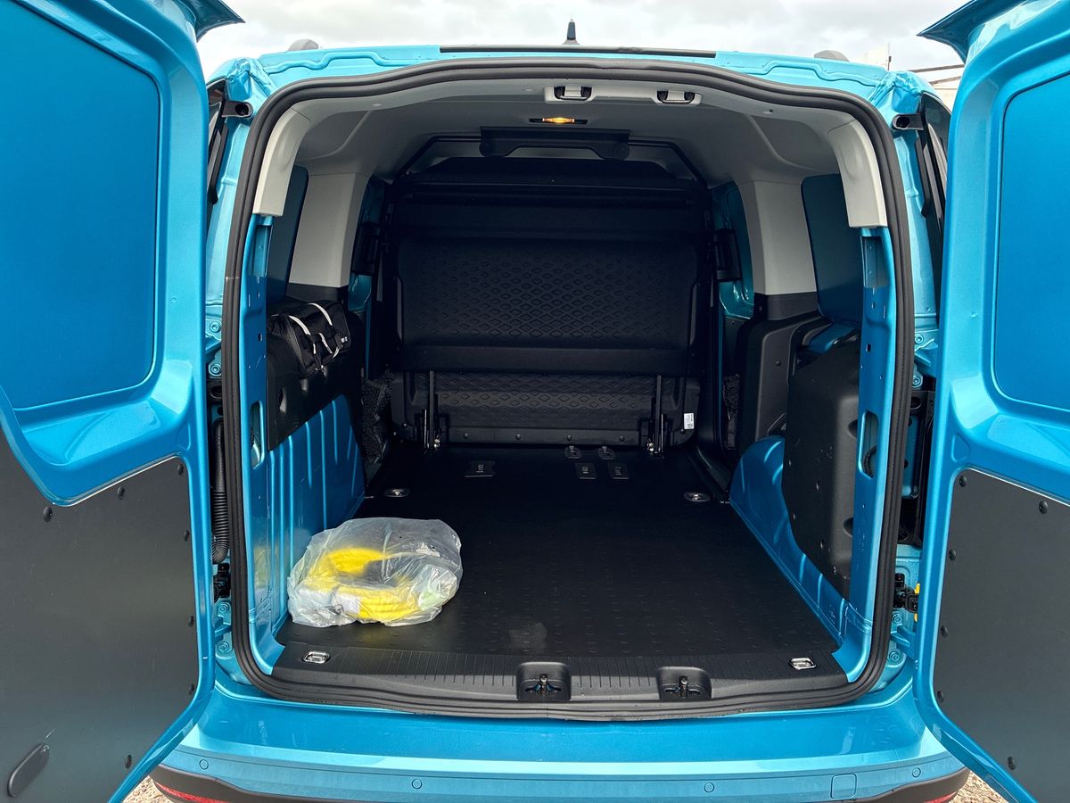 Used Ford Transit Connect 2025 for sale - 76425948: Photo 17