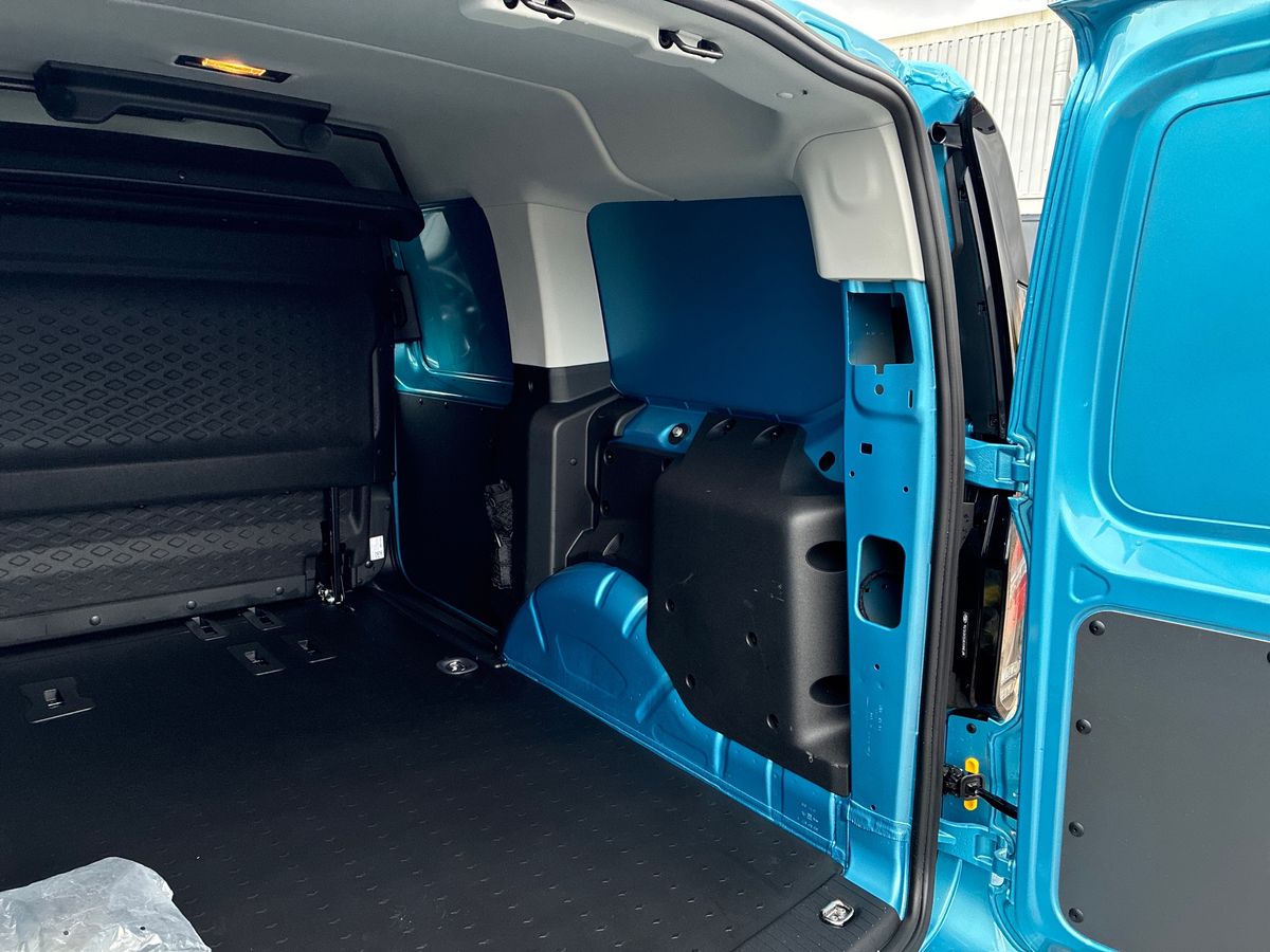 Used Ford Transit Connect 2025 for sale - 76425948: Photo 25