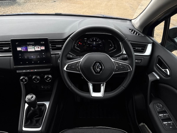 Used Renault Captur 2022 for sale - 75983484: Photo 17