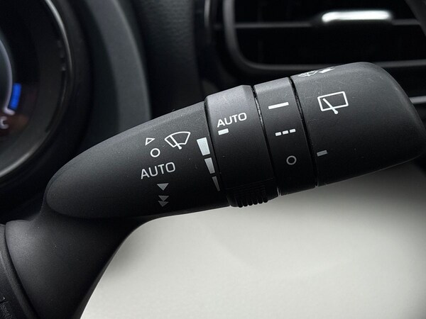 Used Toyota Yaris 2022 for sale - 76128137: Photo 26