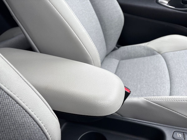 Used Toyota Yaris 2022 for sale - 76128137: Photo 33