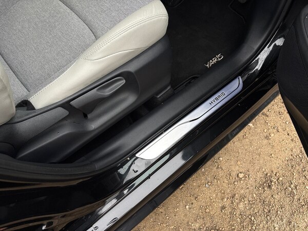 Used Toyota Yaris 2022 for sale - 76128137: Photo 38