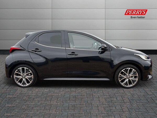 Used Toyota Yaris 2022 for sale - 76128137: Photo 3
