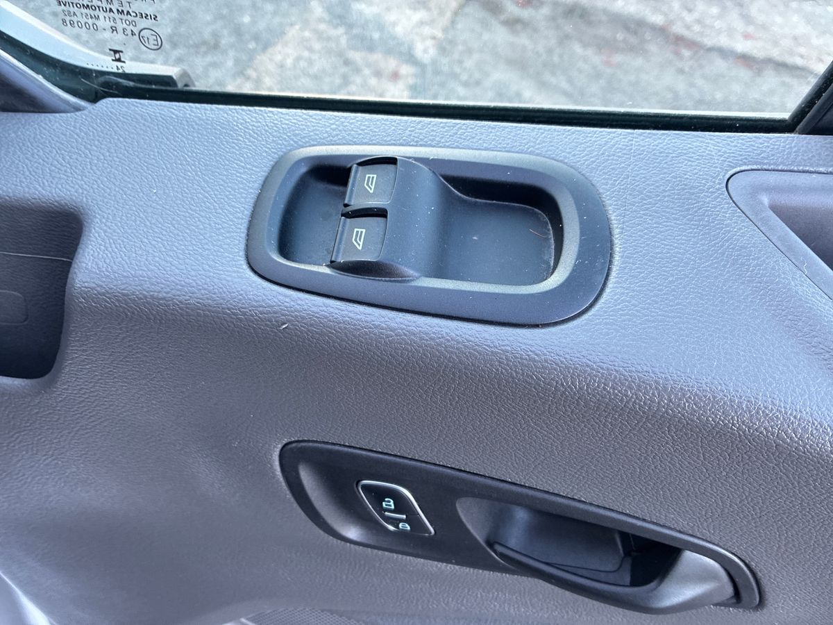 Used Ford Transit 2024 for sale - 76650651: Photo 17