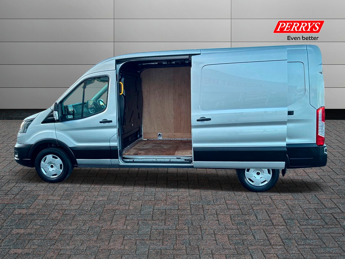 Used Ford Transit 2024 for sale - 76650651: Photo 3