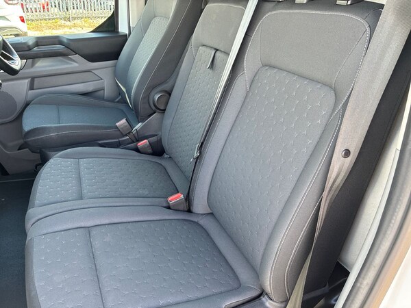 Used Ford Transit Custom 2024 for sale - 75212636: Photo 33