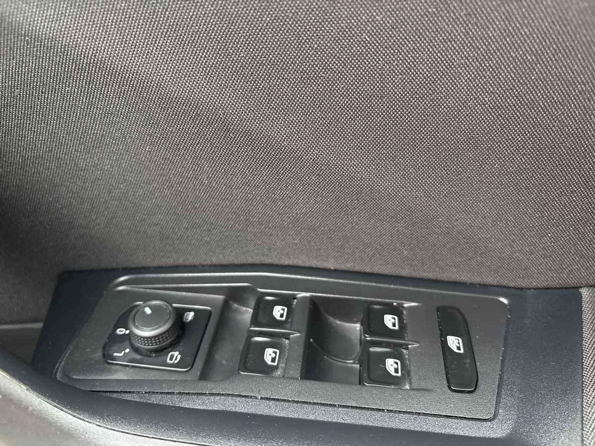 Used Volkswagen T-Roc 2022 for sale - 76957986: Photo 18