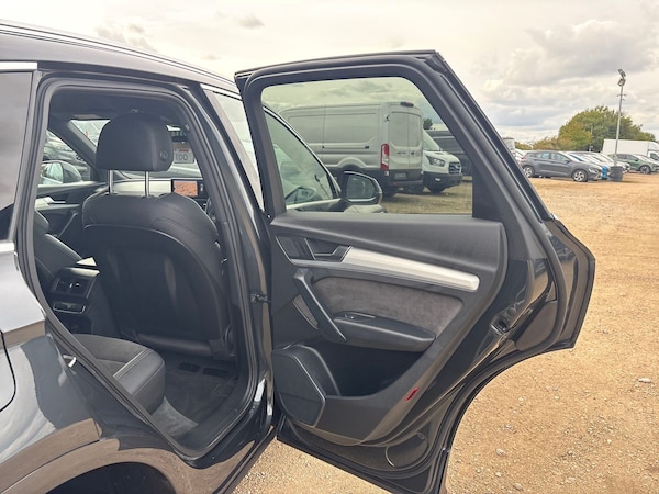 Used Audi Q5 2019 for sale - 76128533: Photo 40