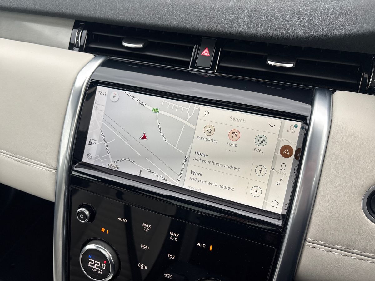 Used Land Rover Discovery Sport 2022 for sale - 76736055: Photo 11