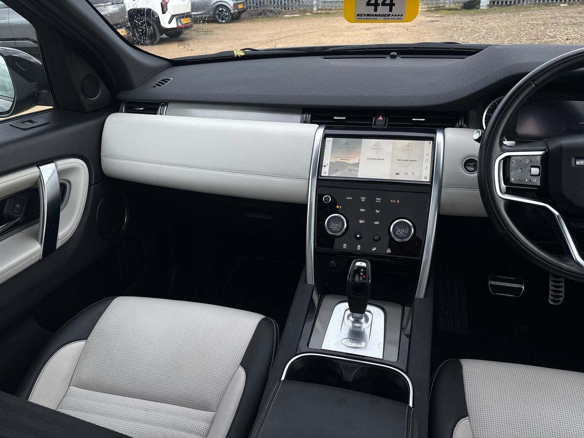Used Land Rover Discovery Sport 2022 for sale - 76736055: Photo 17