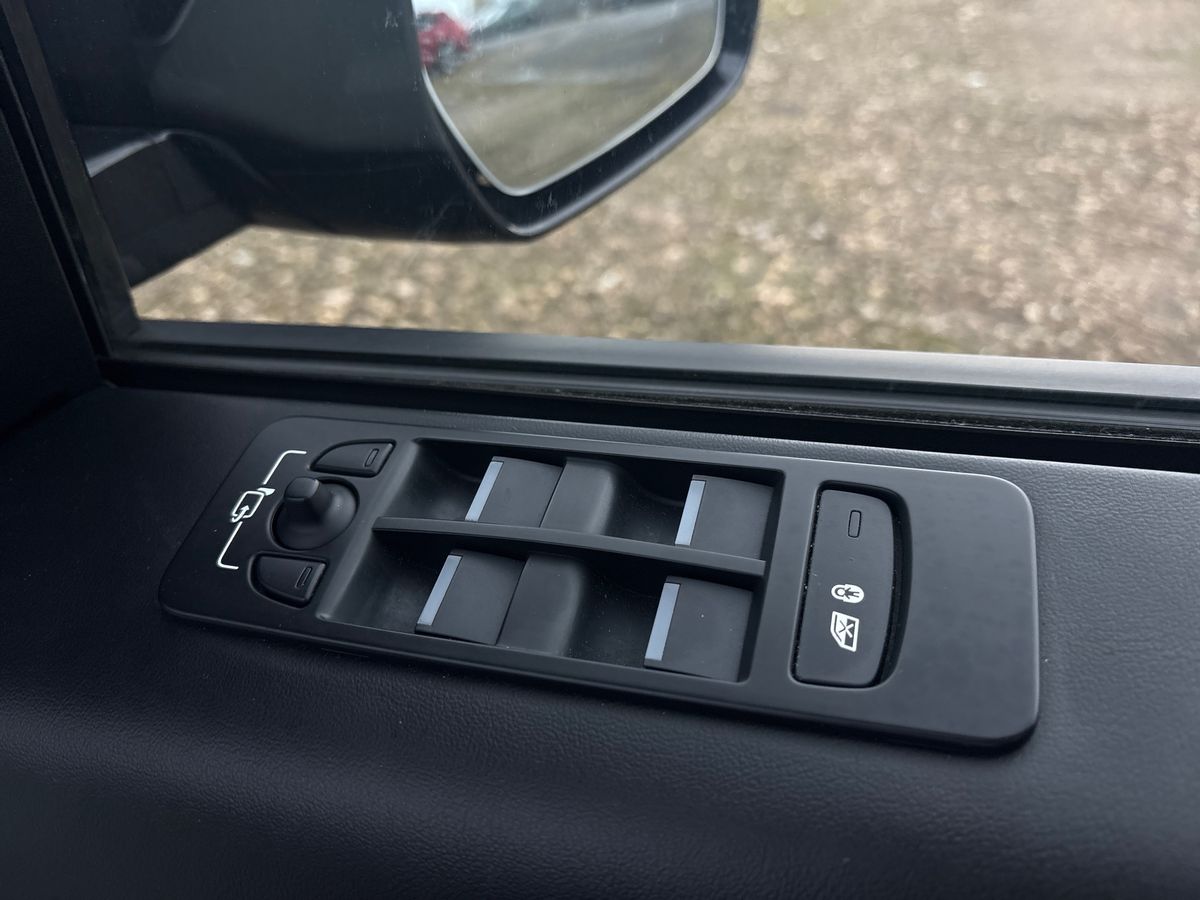 Used Land Rover Discovery Sport 2022 for sale - 76736055: Photo 18