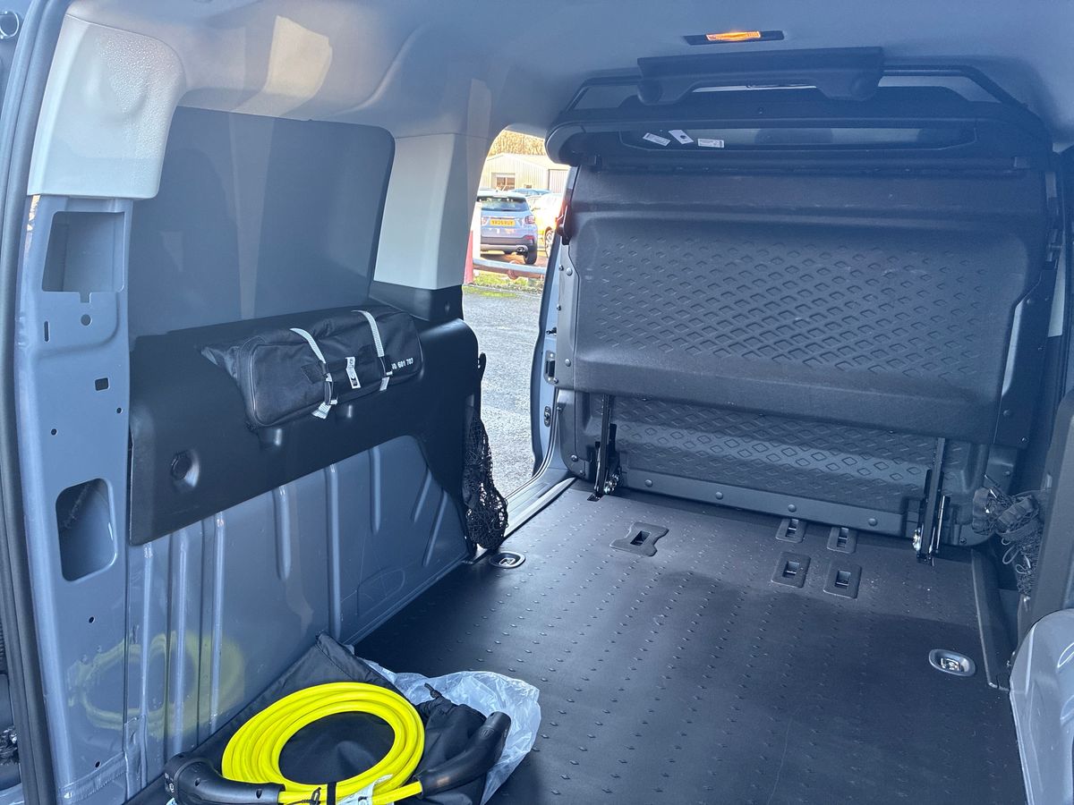 Used Ford Transit Connect 2025 for sale - 76650658: Photo 25