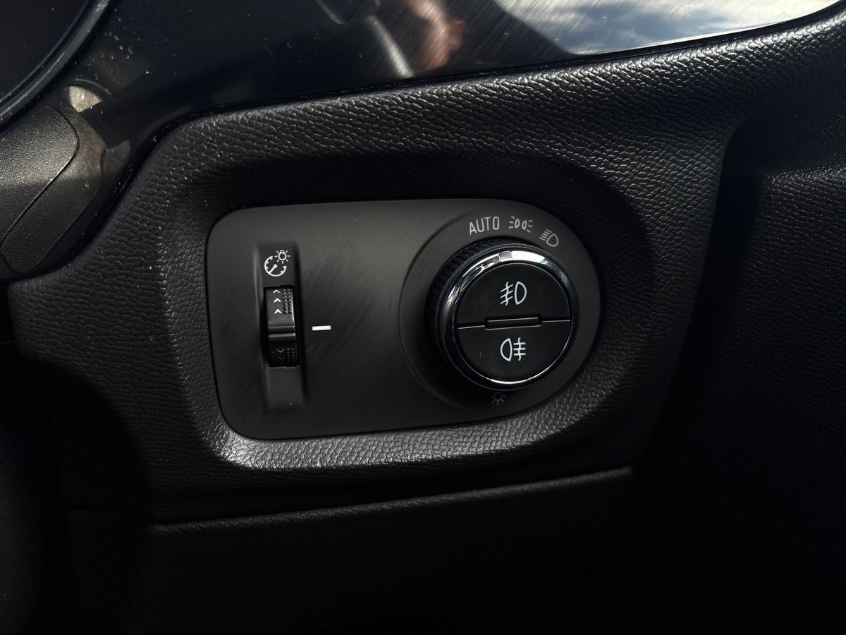 Used Vauxhall Corsa 2022 for sale - 76341240: Photo 24