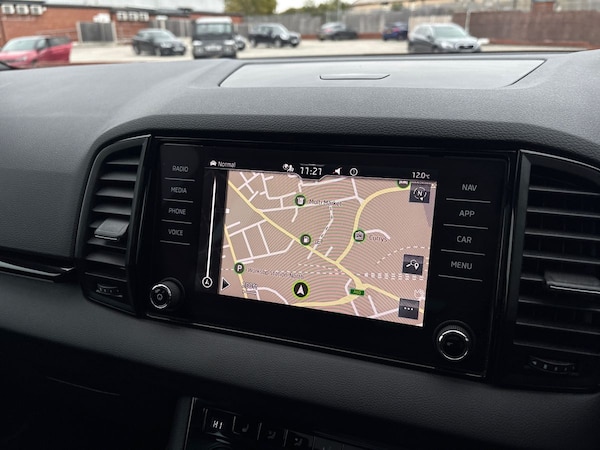 Used Skoda Karoq 2020 for sale - 76272411: Photo 12