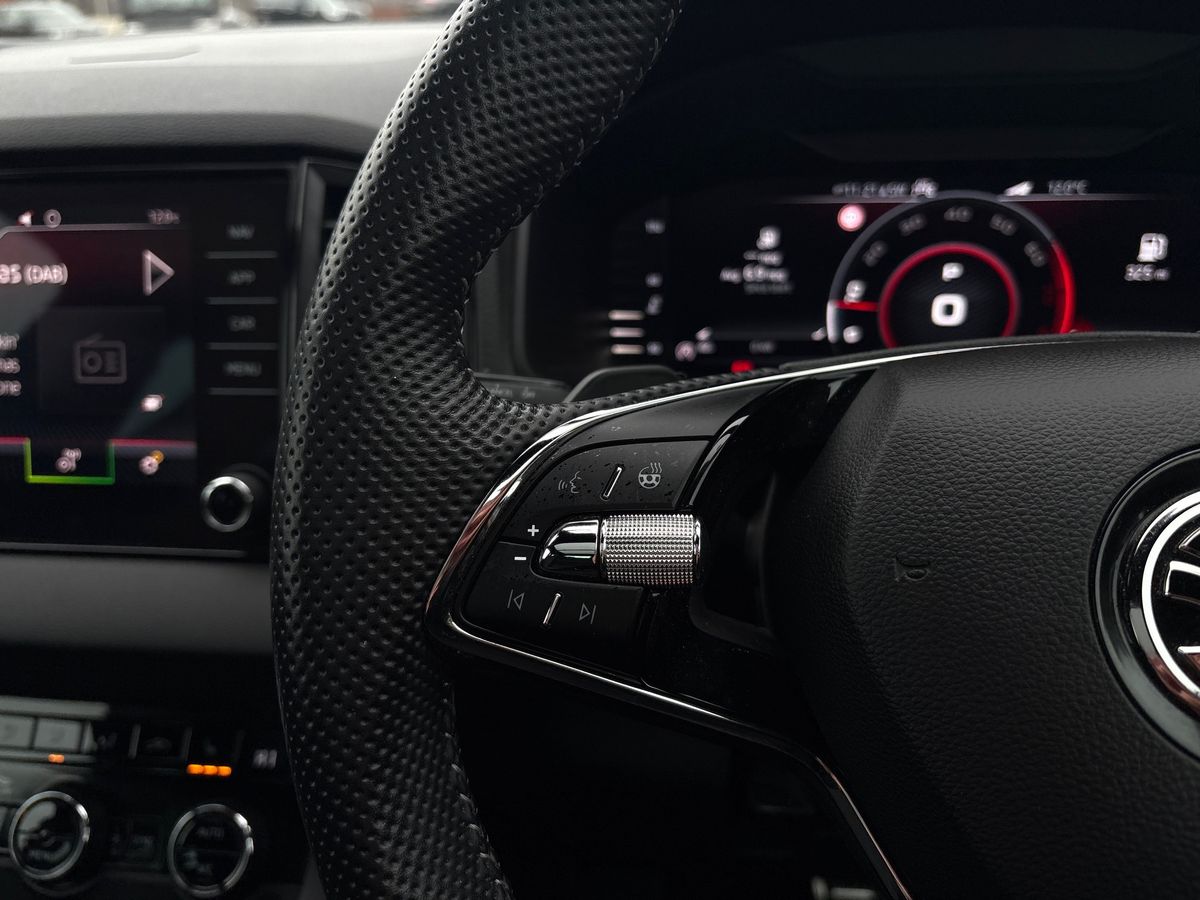 Used Skoda Karoq 2020 for sale - 76272411: Photo 16