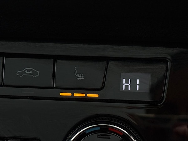 Used Skoda Karoq 2020 for sale - 76272411: Photo 27