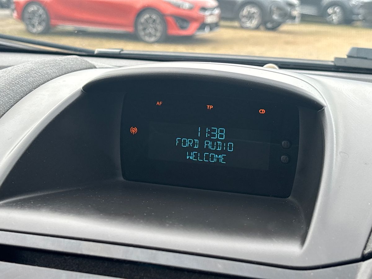 Used Ford Fiesta 2013 for sale - 76706792: Photo 10