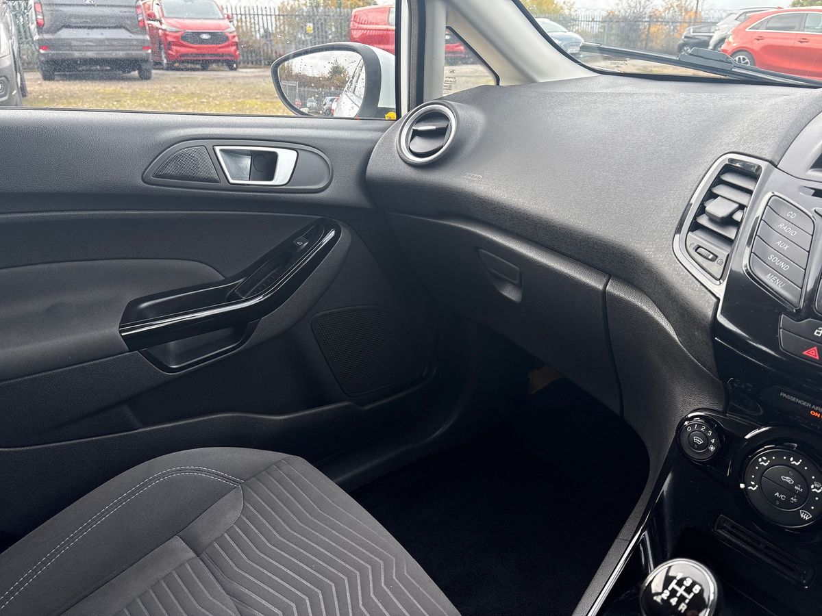 Used Ford Fiesta 2013 for sale - 76706792: Photo 26