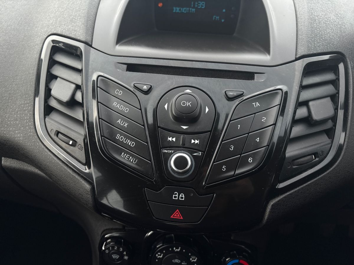 Used Ford Fiesta 2013 for sale - 76706792: Photo 27