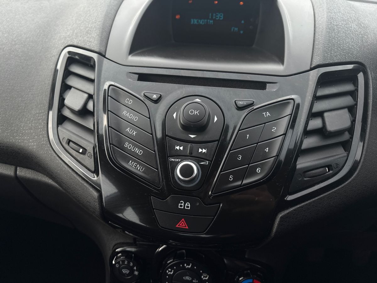 Used Ford Fiesta 2013 for sale - 76706792: Photo 38