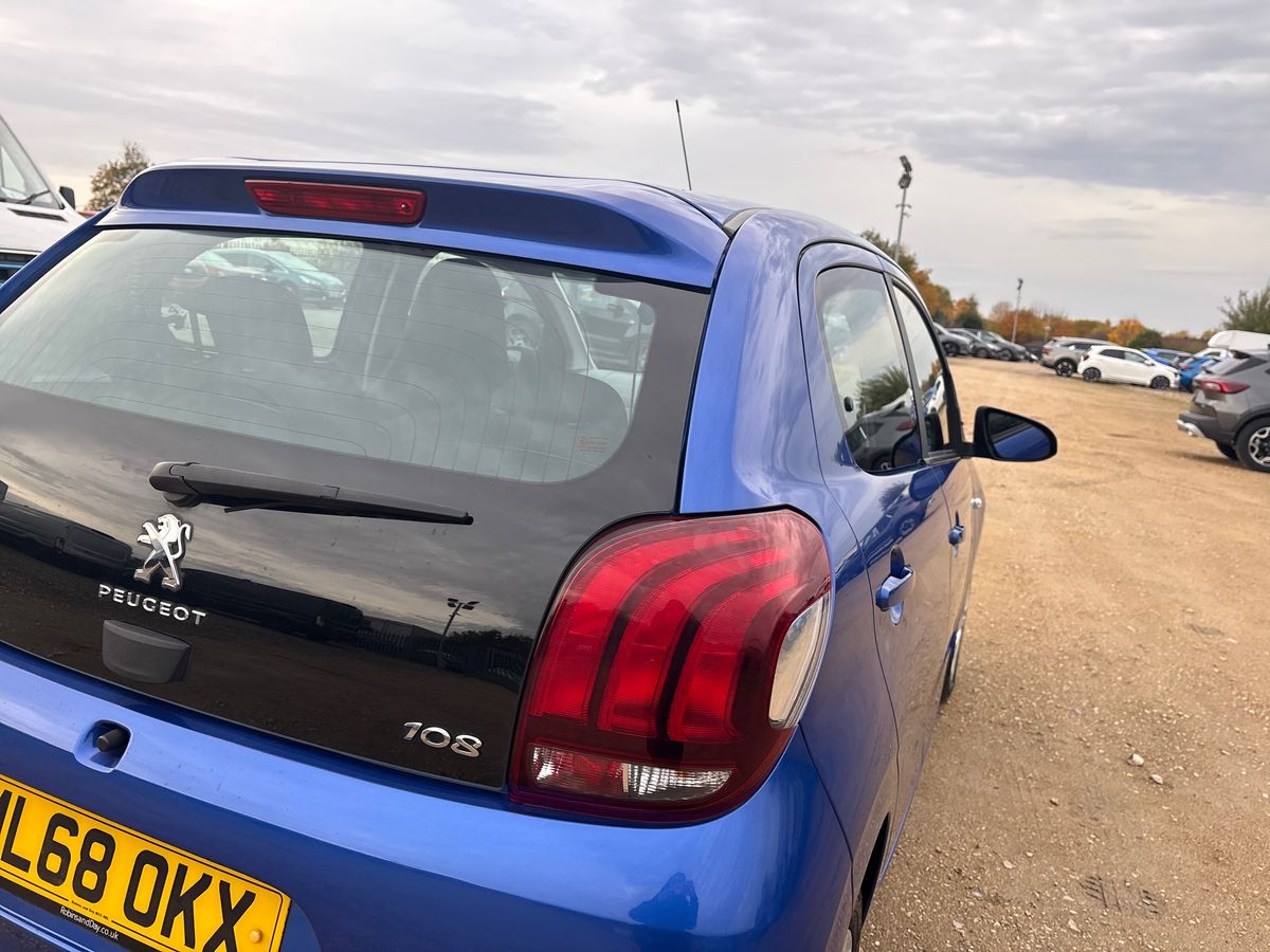 Used Peugeot 108 2018 for sale - 76491193: Photo 30