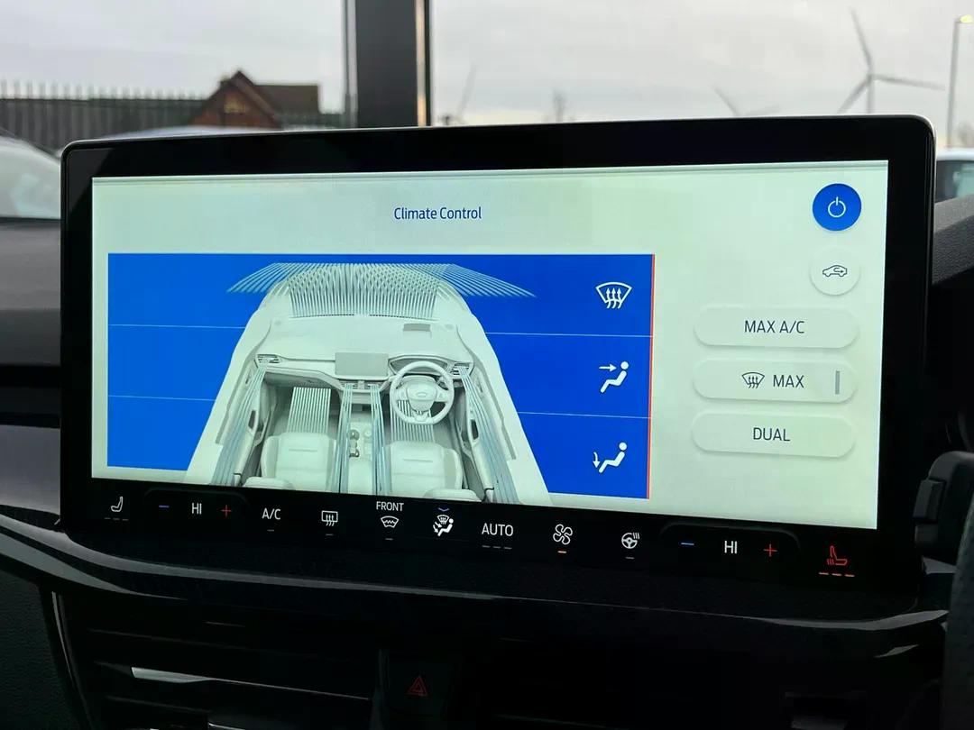 Used Ford Focus 2025 for sale - 77311015: Photo 32