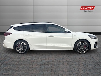 Used Ford Focus 2022 for sale - 76706839: Photo