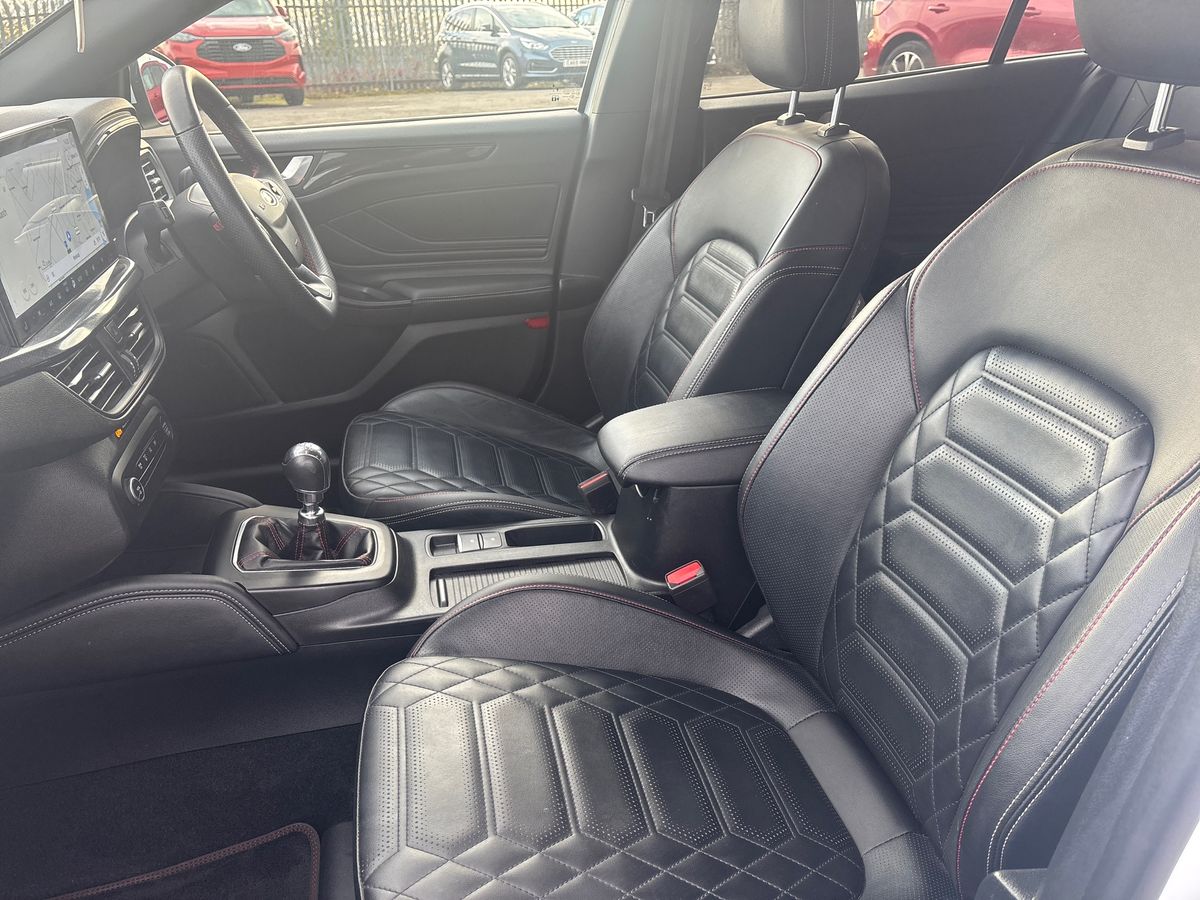 Used Ford Focus 2022 for sale - 76706839: Photo 40