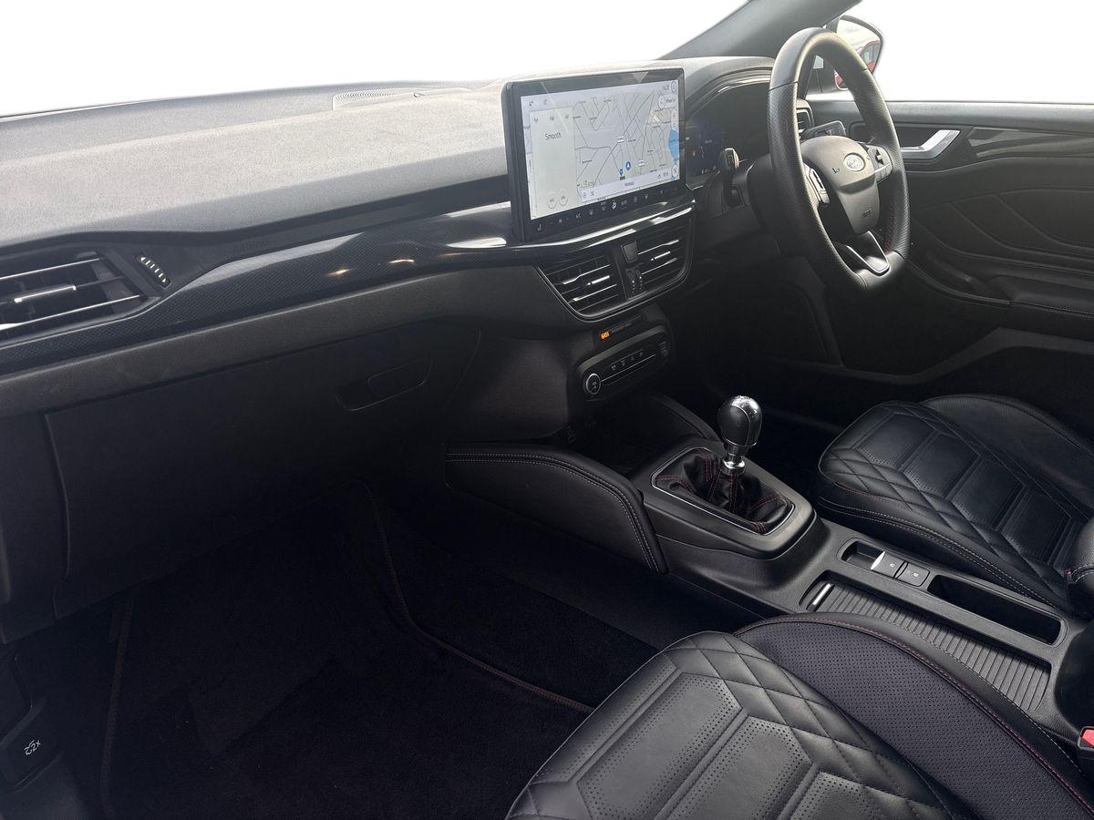 Used Ford Focus 2022 for sale - 76706839: Photo 6