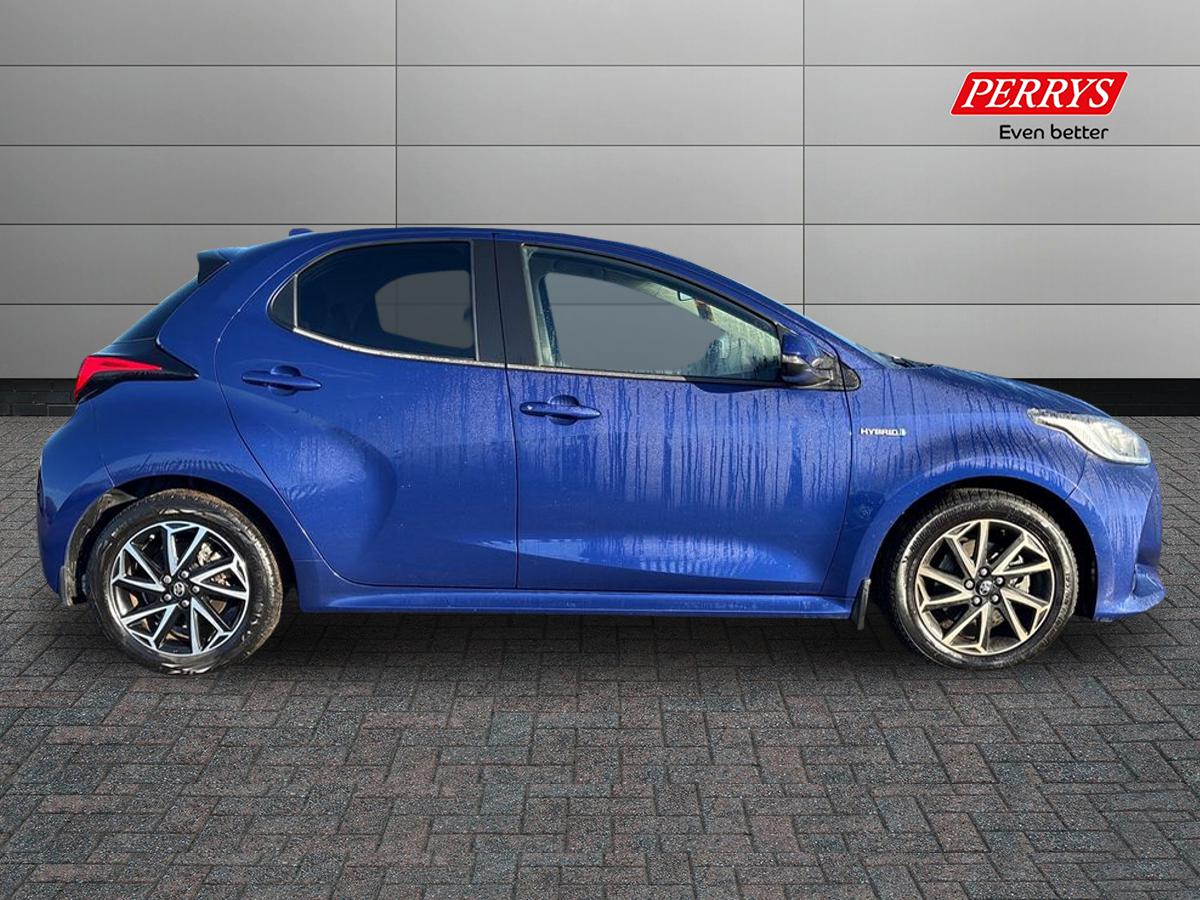 Used Toyota Yaris 2021 for sale - 76777533: Photo 3