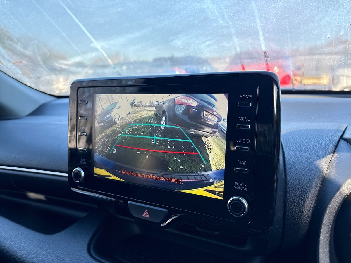 Used Toyota Yaris 2021 for sale - 76777533: Photo 40