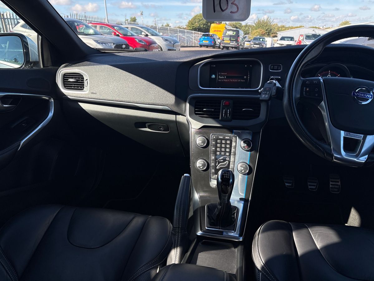 Used Volvo V40 2015 for sale - 76035257: Photo 20