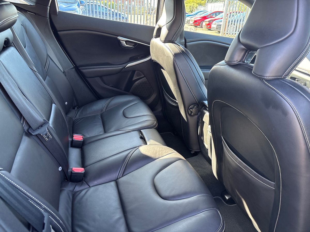 Used Volvo V40 2015 for sale - 76035257: Photo 39